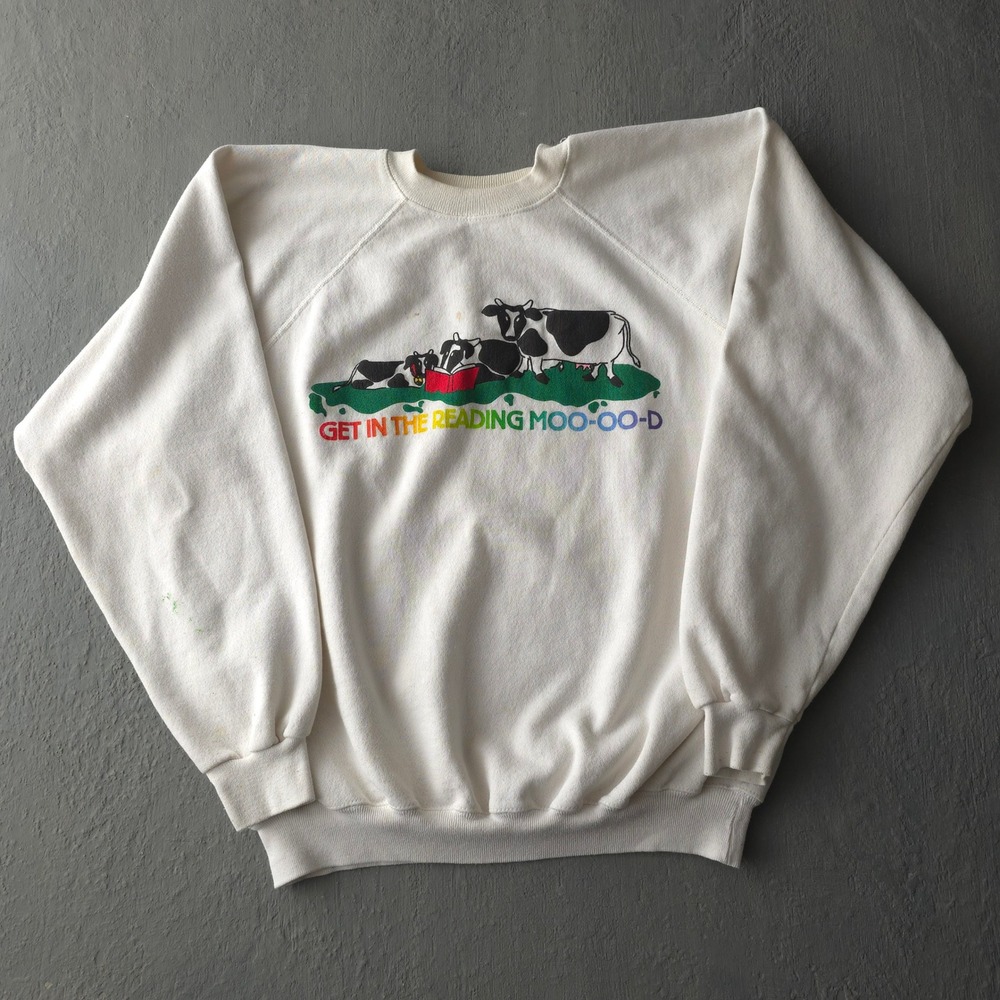 Vintage 90s Hanes White Sweatshirt XXL Cow Reading Graphic